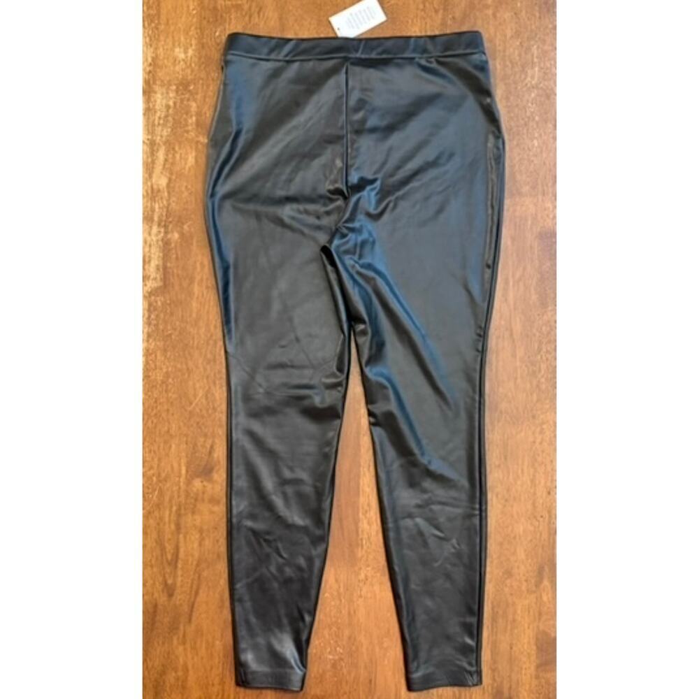 NWT Eloquii Black Faux Leather Leggings, size 14